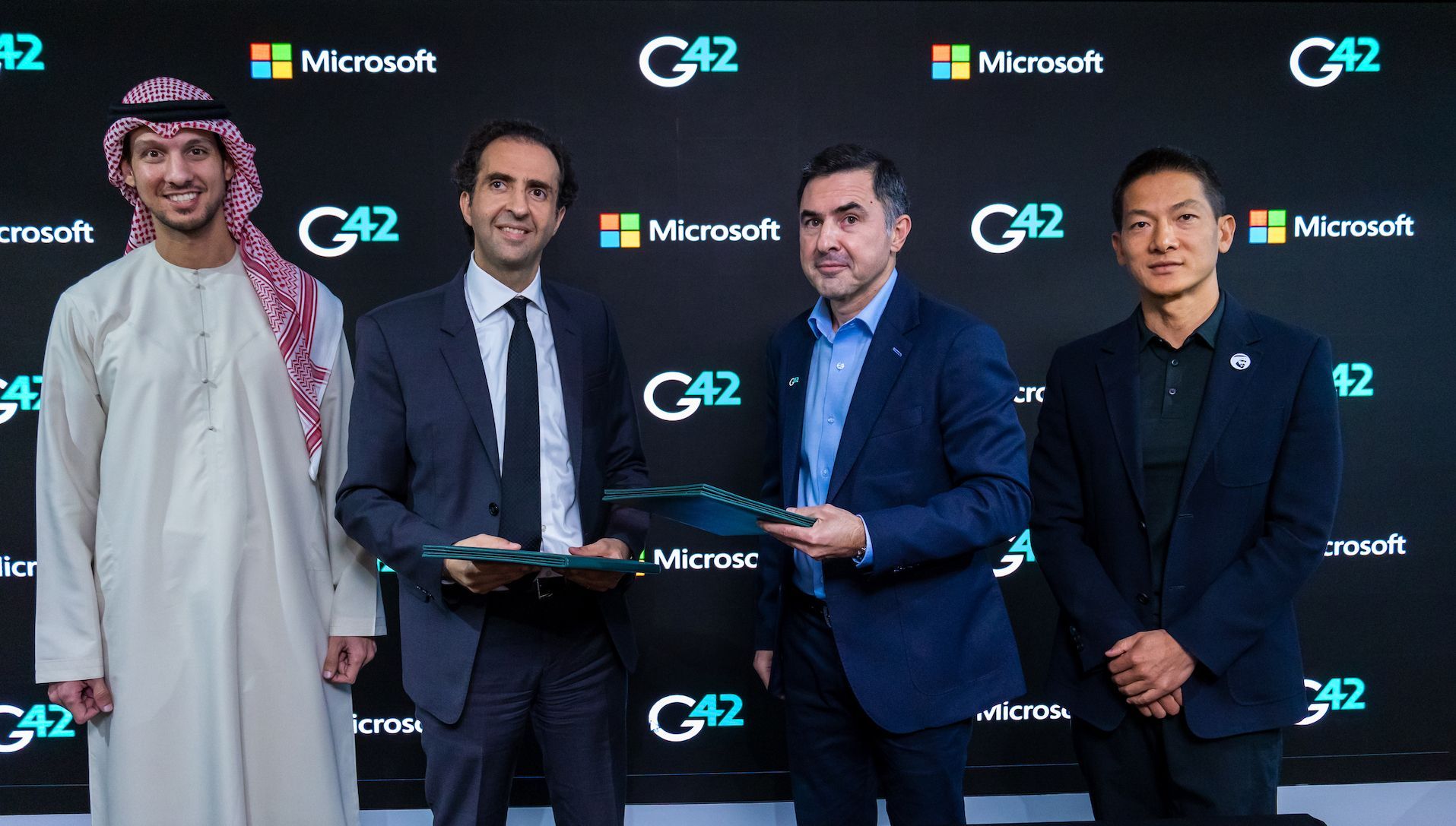 G42 teams up with Microsoft